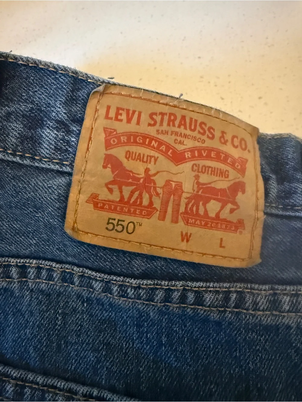 Levi’s 550 Relaxed Fit Jeans Men’s 44x30 Medium Wash Tapered Denim Red Tab Class